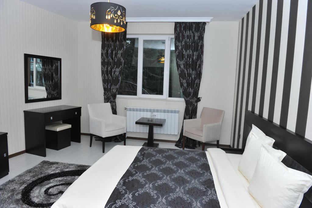 Eros Motel Szandanszki Kültér fotó