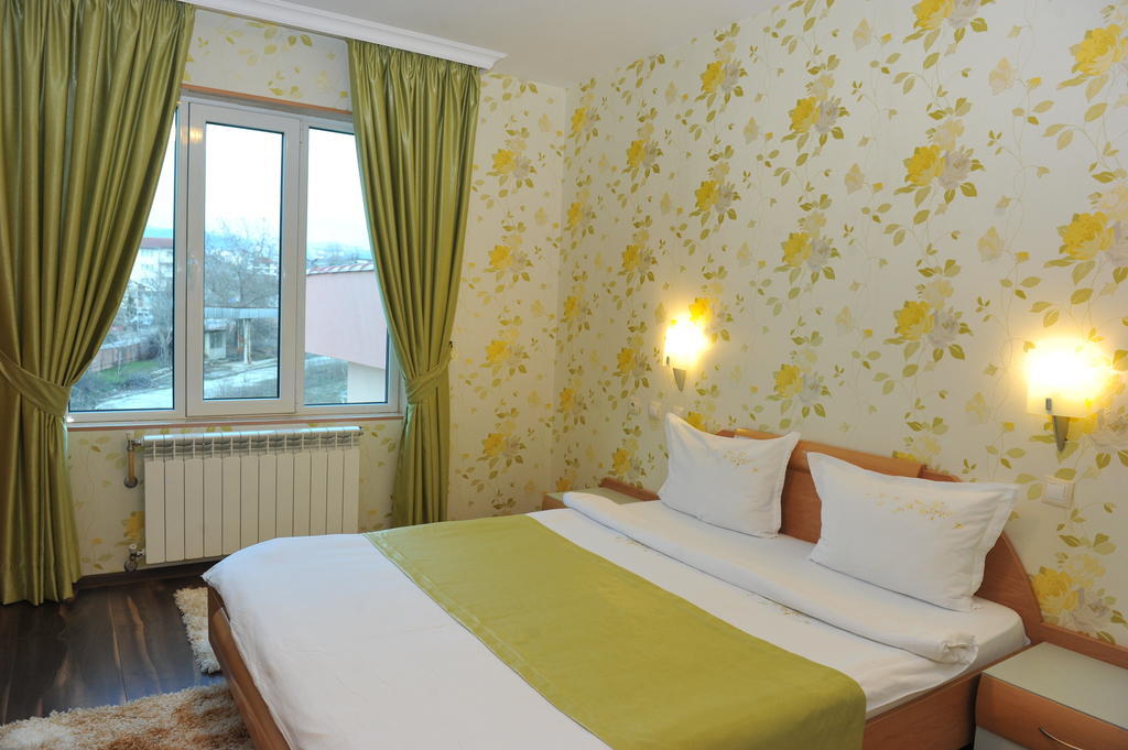 Eros Motel Szandanszki Kültér fotó