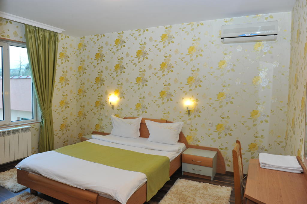 Eros Motel Szandanszki Szoba fotó