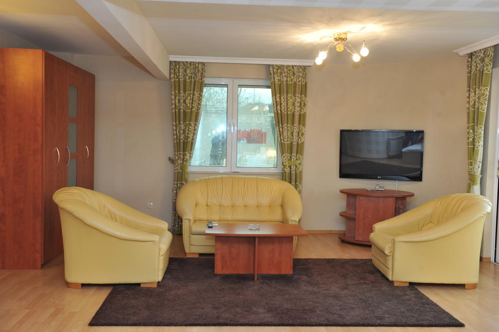 Eros Motel Szandanszki Kültér fotó