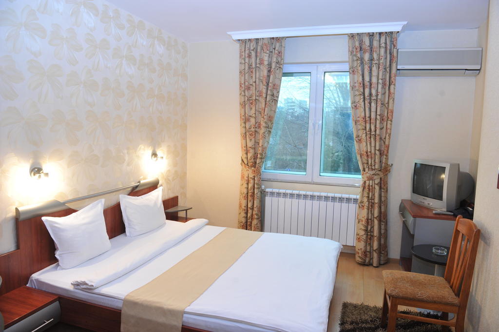 Eros Motel Szandanszki Kültér fotó